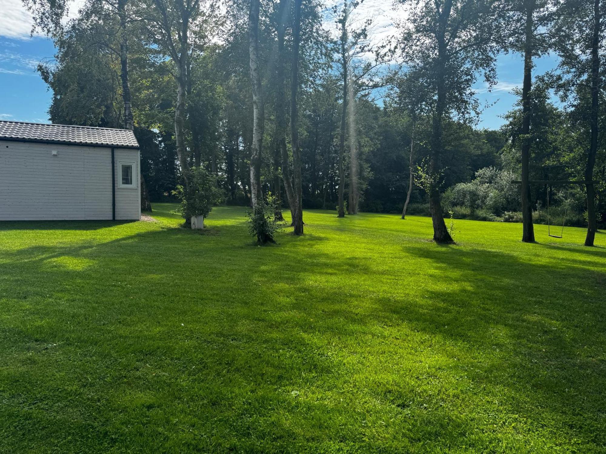 Lumi Resort Domki Letniskowe Z Podgrzewanym Basenem Rewal Exterior photo